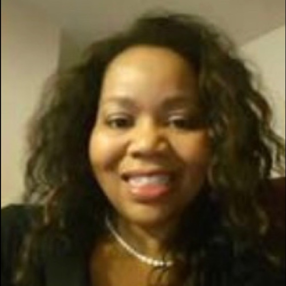 Meet your Posher, Saundra